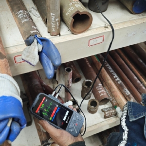 智能型超聲波測厚儀使用現場